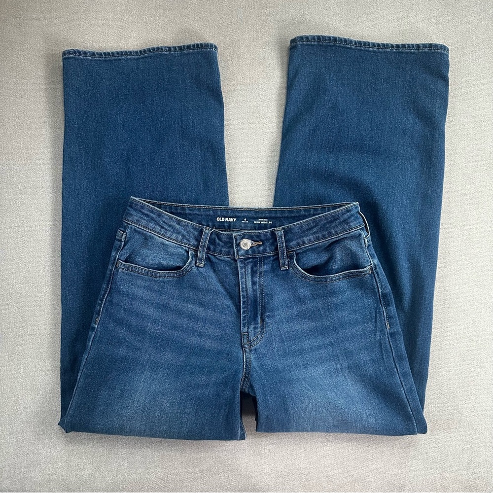 Old Navy Women's High Rise Wow Wide Leg Jeans. Medium Wash. 6 Petite